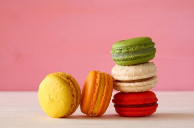 Renkli macarons veya macaroons görüntü