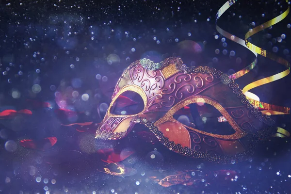 Elegante Venetiaanse masker — Stockfoto