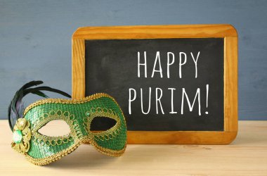 Purim kutlama kavramı (Yahudi karnaval tatil)