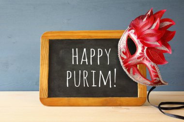Purim kutlama kavramı (Yahudi karnaval tatil)