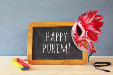 Purim kutlama kavramı (Yahudi karnaval tatil)