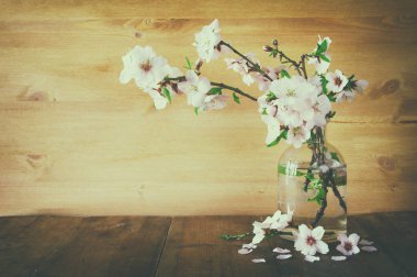 kiraz ağacı dalları bahar buket