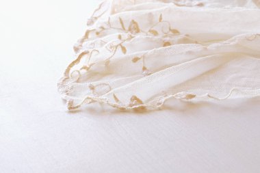 Arka plan beyaz hassas dantel kumaş