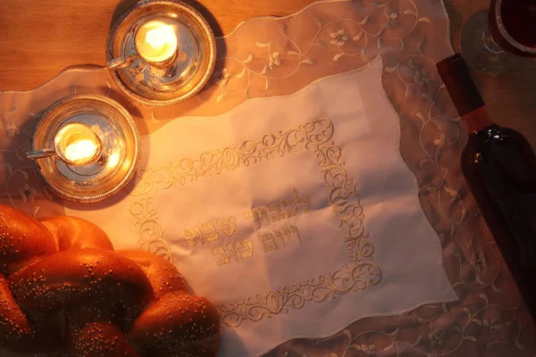 Immagine shabbat. Pane e candele. — Foto Stock