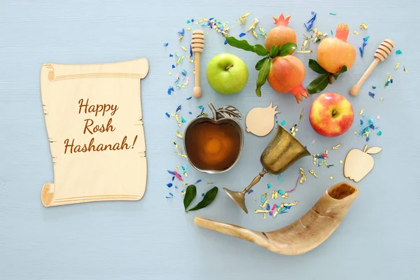 Rosh hashanah (jewish New Year holiday) concept. Traditional symbols — Stock Photo, Image
