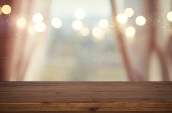 Image of wooden table in front curtains. for product display and presentation — Stock Photo, Image