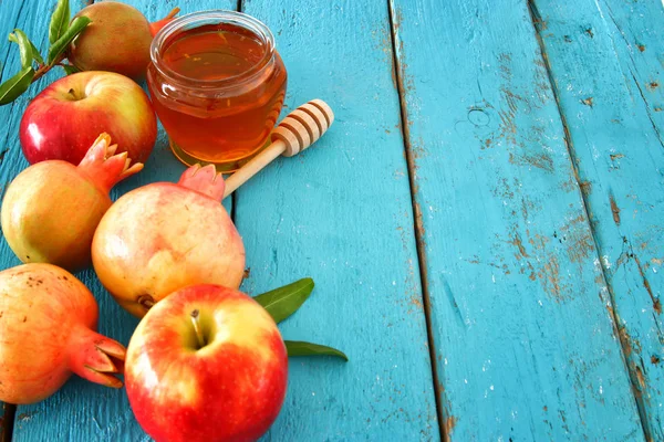 Rosh hashanah (zsidó újév ünnep) koncepció. Hagyományos szimbólumok — Stock Fotó