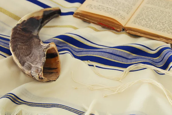 Châle de prière Tallit, symbole religieux juif — Photo