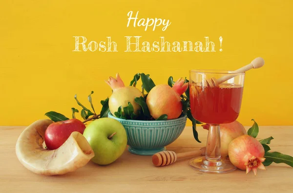 Rosh hashanah (židovský Nový rok dovolená) koncept. Tradiční symboly — Stock fotografie