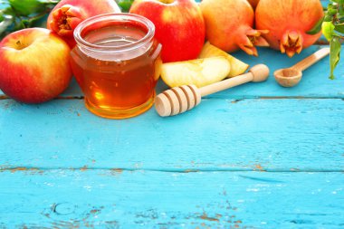 Rosh hashanah (Yahudi Yeni Yıl Tatili) konsepti. Geleneksel semboller.