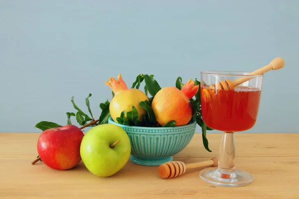 Rosh hashanah (Yahudi yeni yıl tatili) kavramı — Stok fotoğraf