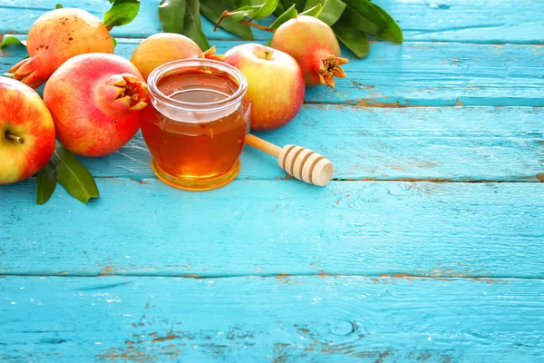 Rosh hashanah (Yahudi Yeni Yıl Tatili) konsepti. Geleneksel semboller