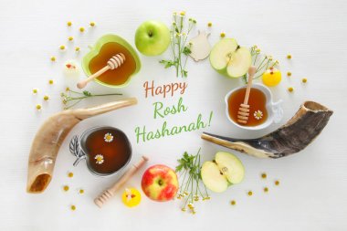 Rosh hashanah (Yahudi Yeni Yıl Tatili) konsepti. Geleneksel semboller