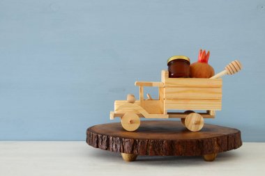 Rosh hashanah (Yahudi Yeni Yıl Tatili) konsepti. Geleneksel semboller