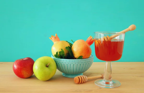 Rosh hashanah (Yahudi yeni yıl tatili) kavramı — Stok fotoğraf