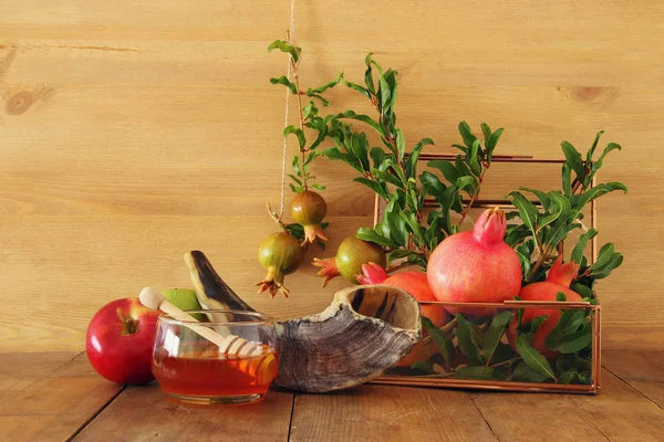 Rosh hashanah (Joods Nieuwjaar vakantie) concept. Traditionele symbolen — Stockfoto