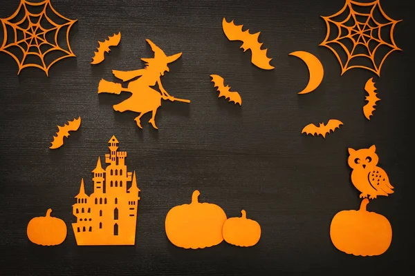 Cadılar Bayramı tatil kavramı üstten görünüm sahne