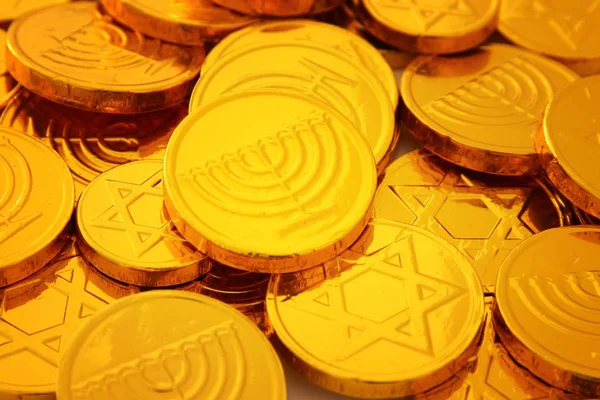 Obrázek je židovský svátek Chanuka zlaté čokoládové penízky — Stock fotografie