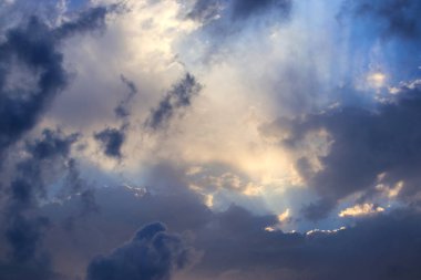 gündoğumu gökyüzü bulutlu görüntüsünü