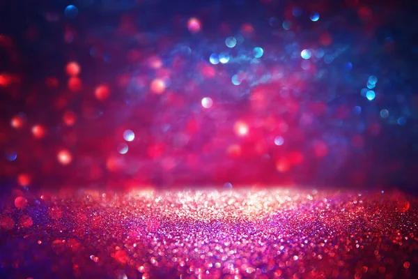 Κόκκινο glitter vintage φώτα φόντο. δεφοκεντρικός. — Φωτογραφία Αρχείου
