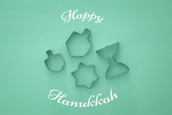 Židovský svátek Chanuka obrázek na pozadí s tradiční Cookie řezy — Stock fotografie