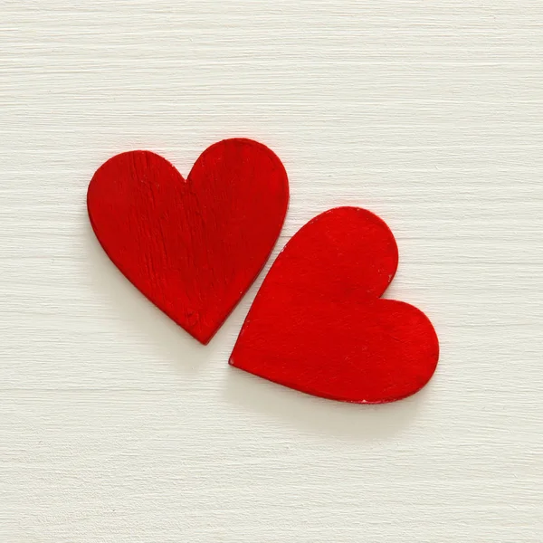 Aftelkalender voor Valentijnsdag achtergrond met hart. Bovenaanzicht. — Stockfoto