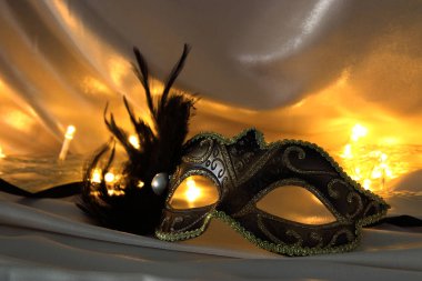 Zarif Venedik maskeyi üzerine ipek arka plan görüntü.