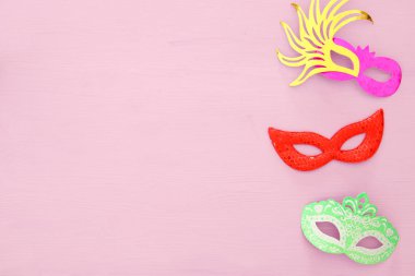 Purim kutlama kavramı (Yahudi karnaval tatil). Üstten Görünüm.