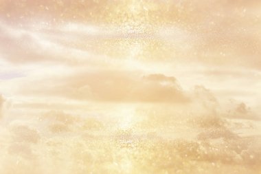 Gümüş ve Altın ışık arka plan parıltı. defocused.