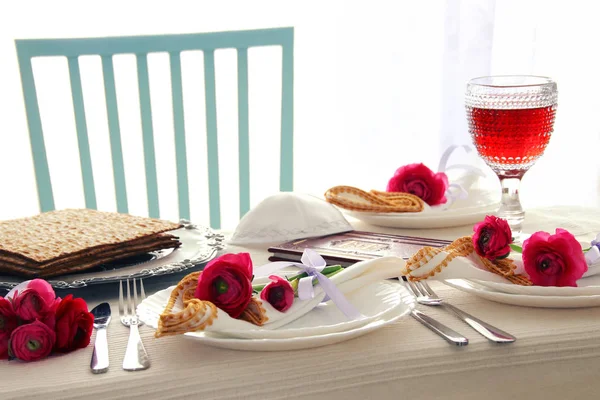 Pesah celebration concept (jewish Passover holiday festive table) — Stock Photo, Image