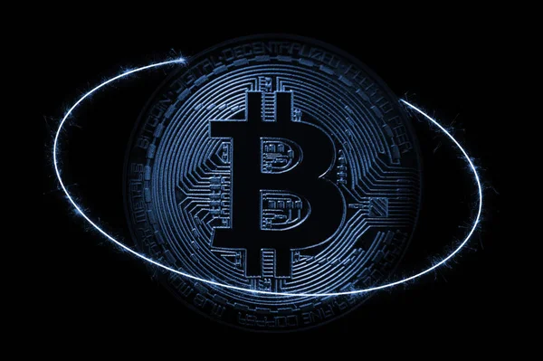 Bitcoin doré sur fond sombre. Concept d'entreprise et de crypto-monnaie virtuelle . — Photo