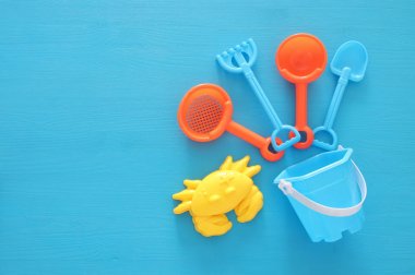 tatil ve yaz görüntü ile plaj oyuncakları çocuk için.