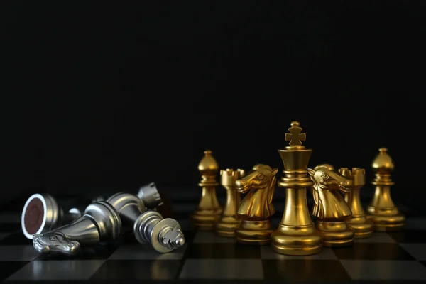 Bild des Schachspiels. Business, Wettbewerb, Strategie, Führung und Erfolgskonzept — Stockfoto