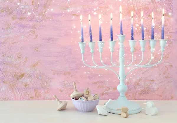 Religion bild av judisk semester Hanukkah bakgrund med menora — Stockfoto