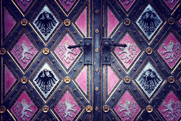 Hintergrund alter Grunge, mittelalterliche Metaltextur. Teil der antiken alten Tür — Stockfoto