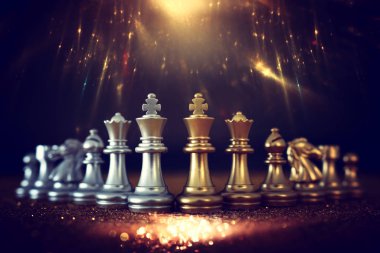 Satranç görüntüsü. İş, rekabet, strateji, liderlik ve başarı kavramı