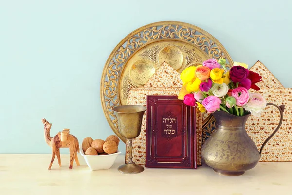 Concepto Celebración Pesah Fiesta Judía Pascua Libro Tradicional Con Texto — Foto de Stock