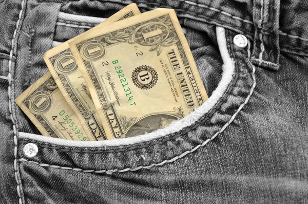牛仔裤口袋里的钱 — 图库照片