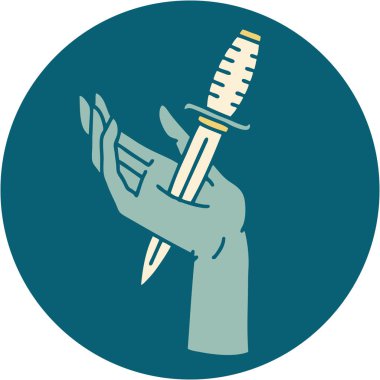 Elinde hançer resmi olan ikonik dövme.