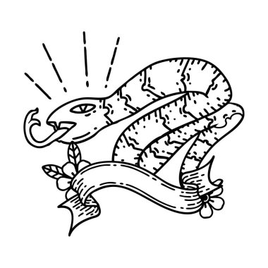 Siyah çizgili parşömen dövmeli tıslayan yılan.