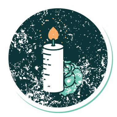 Bir mum ve bir gülün sembolik dövmeli görüntüsü.