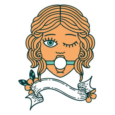 Göz kırpan bir kadın yüzü dövmesi var. Ağız topu takıyor.