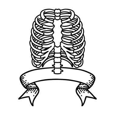 Geleneksel siyah çizgi dövmesi, göğüs kafesi pankartıyla.