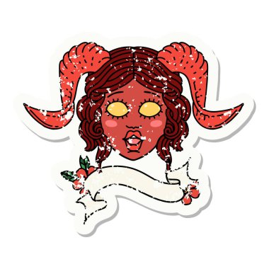 Parşömen pankartıyla kiremitli karakter yüzünün grunge etiketi