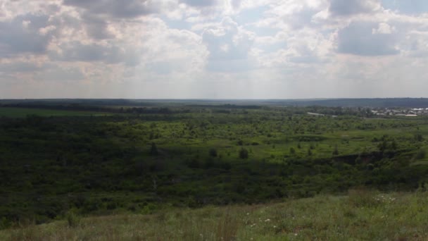 Paysage Campagne Avec Colline Journée Nuageuse — Video