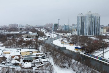 Binaların üst manzarası, kış. 