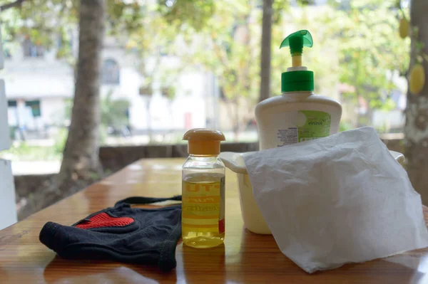 Gezichtsmasker Doekjes Handreinigers Servet Maandverband Schoonmaak Ontsmettingsmiddelen Voor Huishoudelijk Gebruik — Stockfoto