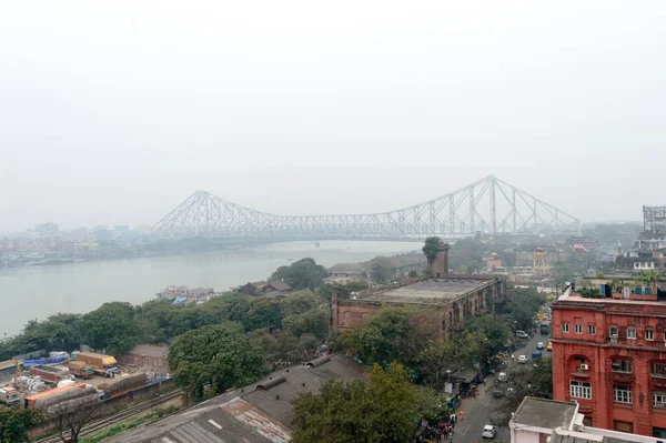 Panoramische Rivier Kolkata Stadsleven Een Winnaarsavond Mistig Ariel Uitzicht Kolkata — Stockfoto