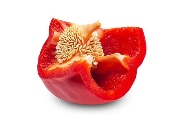 甜椒在白色背景下被隔离的切碎的辣椒。有机食品. — 图库照片