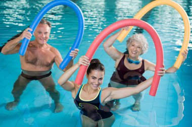 Yaşlılar ile Aqua aerobik